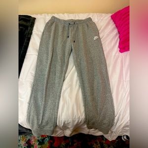 grey nike sweat pants